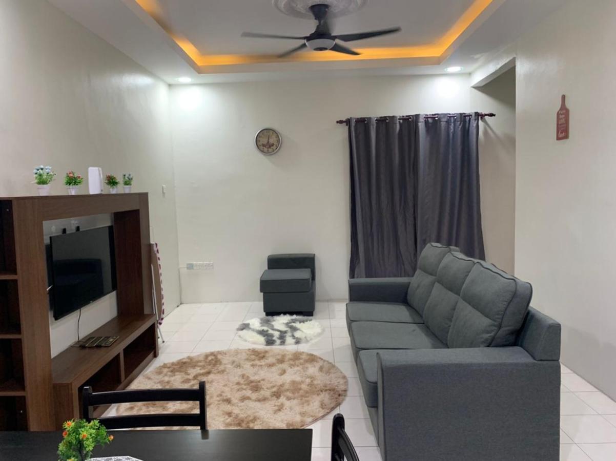 Homestay Maryam Lumut Extérieur photo